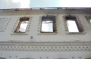 В-Донецке-снарядом-разрушен-храм-святого-праведного-Иоанна-Кронштадского-5
